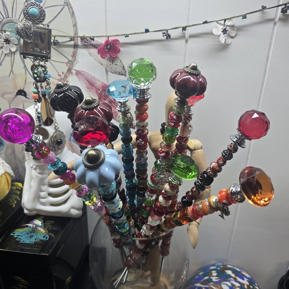 Speedyweezie's Bead Stick Pair of 10", 12", 14" Beaded Plant Stakes - Picture 3 of 6